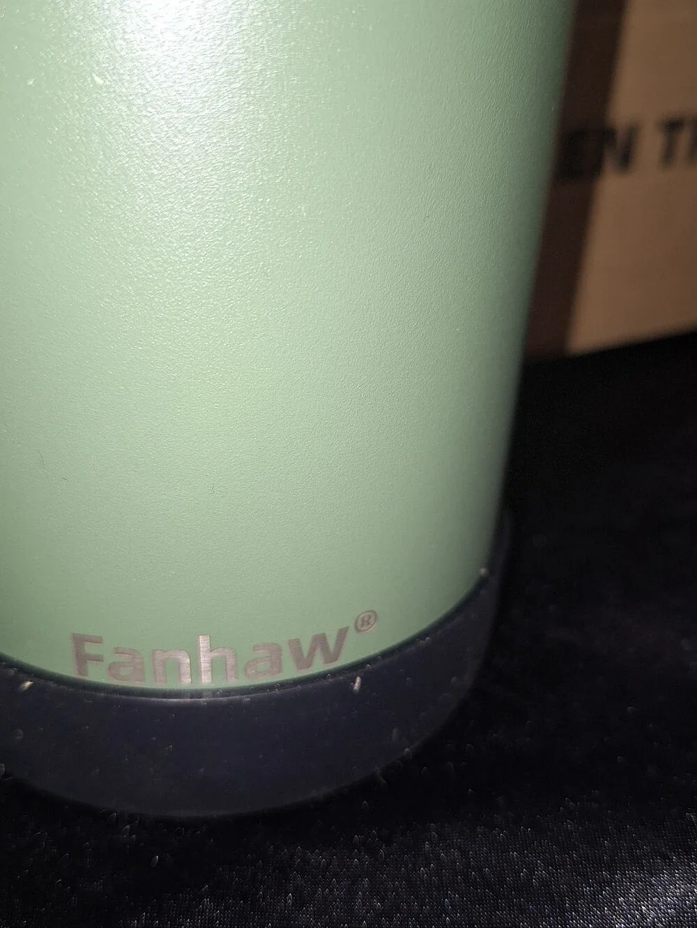 New Fanhaw Insulated Water Bottle~Flip Top~Straw